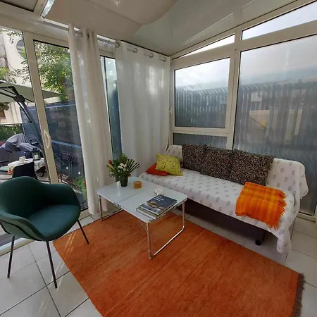 3 Pieces Avec Terrasse, Clim Et Wifi, Proche Et Commerces - Fr-1-423-312 Апартаменты