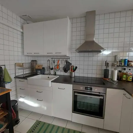 3 Pieces Avec Terrasse, Clim Et Wifi, Proche Et Commerces - Fr-1-423-312 *