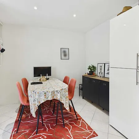 3 Pieces Avec Terrasse, Clim Et Wifi, Proche Et Commerces - Fr-1-423-312 Apartment *